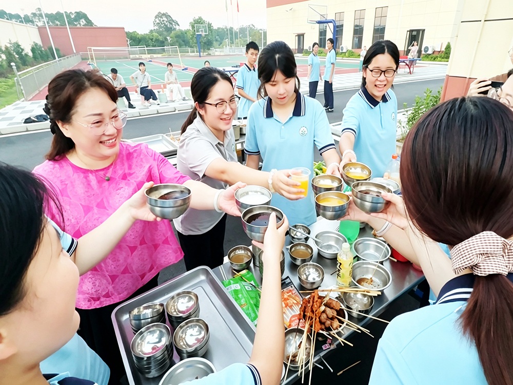 中山周边叛逆少年改变学校怎么联系？择校指南